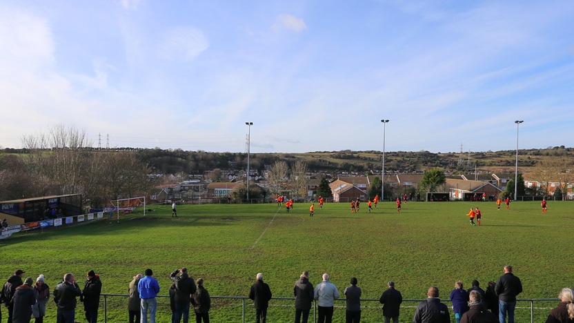 blog-start-a-football-team-pitch.jpeg