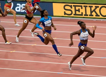 DOH60224_200m_women_final_asher-smith_brown_(48911163847)