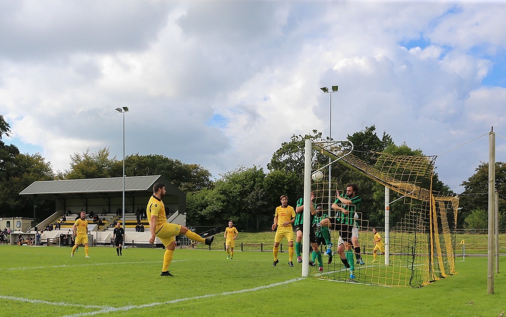 Football law changes - penalty goal pic