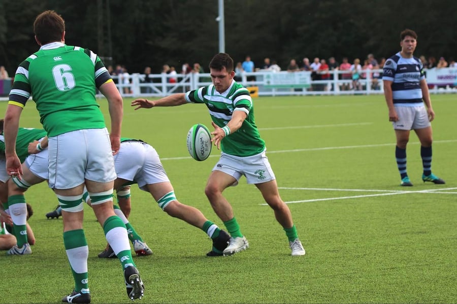 blog-horsham-rugby-kick