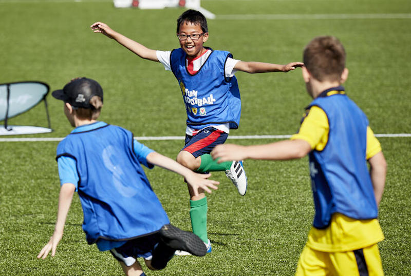 blog-football-clubs-junior-goal-celebration